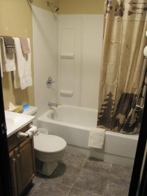 Bear Country Inn And Suites Mountain View Екстериор снимка