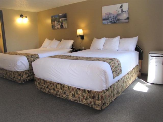 Bear Country Inn And Suites Mountain View Екстериор снимка