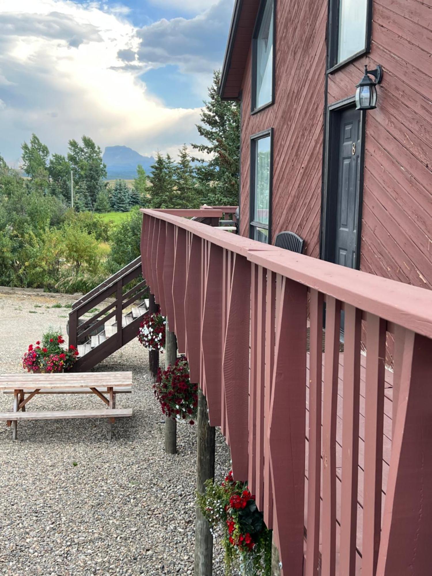 Bear Country Inn And Suites Mountain View Екстериор снимка